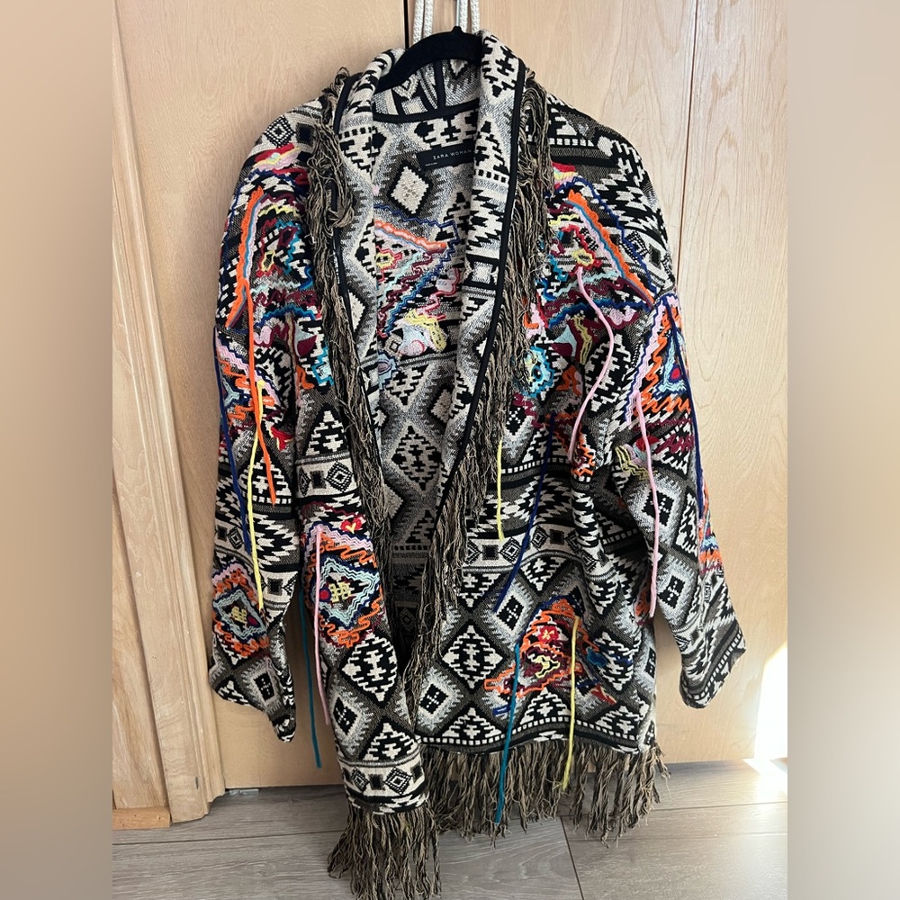WORN ONCE Zara printed jacket
